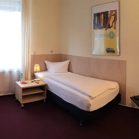 Weidenhof Szálloda 3*